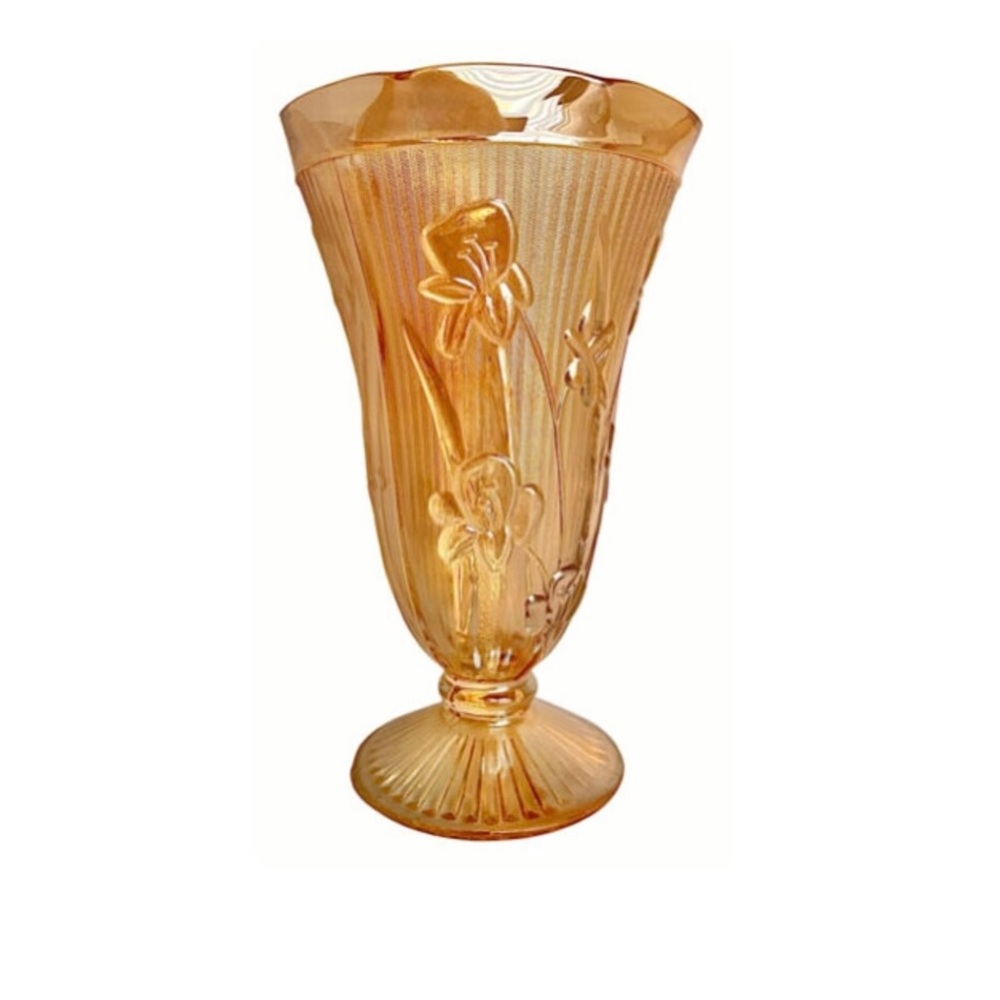 Mid Century Glass Vase Iris Herringbone Iridescent
Peach Jeannette Glass Vintage - Picture 4 of 5